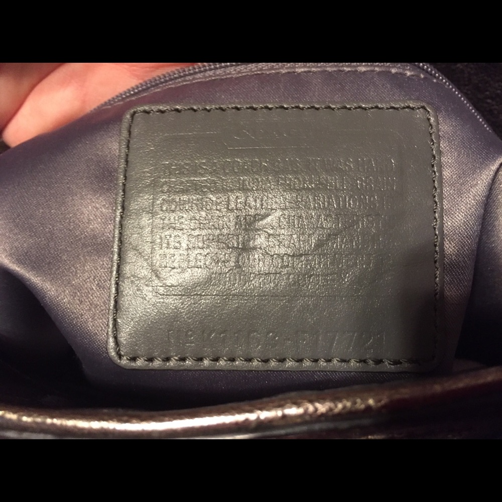 Authentic Coach Handbag - Picture 6 of 7